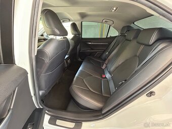 Toyota Camry 2,5 Hybrid SR - 8