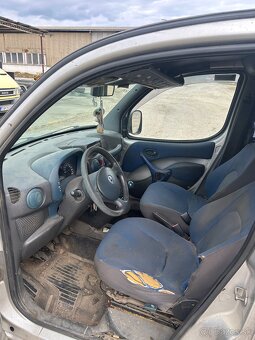 Fiat doblo 1.9 JTD - 8