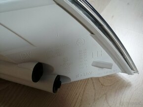 Škoda Octavia II xenony - po renovaci, kompletní - 8
