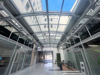 | administratívne priestory v bussiness centre v BA I - 8