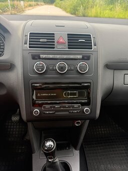Volkswagen Touran 1.6 TDI - 8
