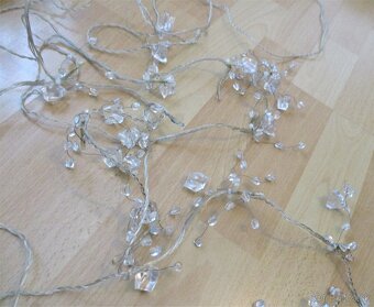 led- diódovú  svetelnú reťaz - 8