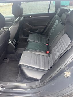 Volkswagen Passat B8 - 8