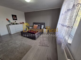 ZĽAVA 3.000,-€ - Rodinný dom s pozemkom 2222m2 - DRAHŇOV - 8