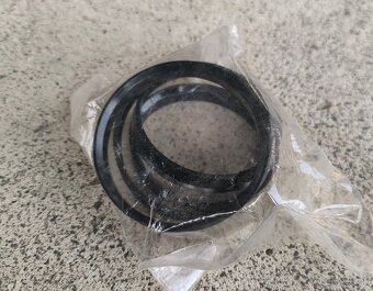 Elektrony Dezent - 5×114,3 71,6mm s kruzkami 67,1mm - 8