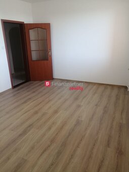 Prenájom - pekný 2 izbový byt, Nové Zámky - 8