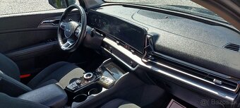 Kia Sportage 1.6 T-GDi mHEV Gold automat Možný Leasing - 8