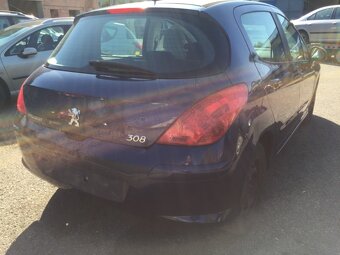 Peugeot 308 - 8