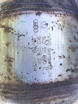 Predam diely z Touran 2,0 tdi 103kw.r.v.2003 - 8