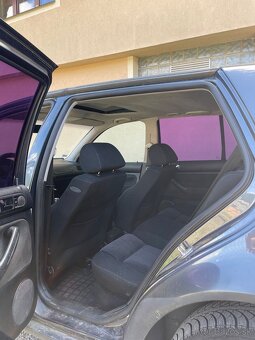 Volkswagen Golf 1.9 TDI 4motion - 8