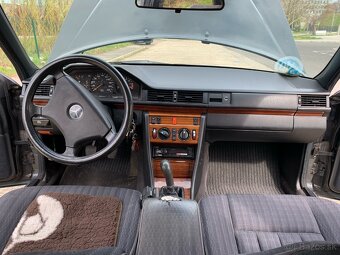Mercedes 124 230e 1992 97kw 380 000km BA - 8