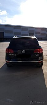 VW Touareg 3.0 TDI V6 – rok 2015, čierny elegán - 8