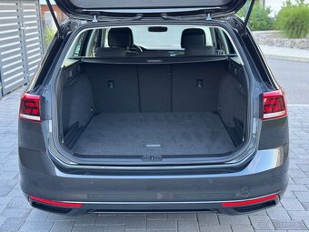 Volkswagen Passat Variant 2.0 TDI EVO Business DSG - 8