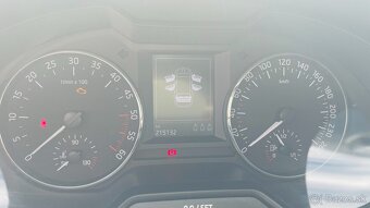 Škoda Octavia Combi 3, 1.6 TDi, kupené v SR - 8