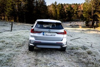 BMW IX1 e Drive20 elektromobil 2024, 9500km - 8