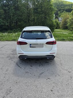 Mercedes-Benz B200d Progressive - 8