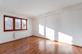 4 izbový byt s bezbarierovým prístupom a garážou, Košice - A - 8