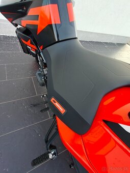 KTM Duke 890 GP 2023 - 8