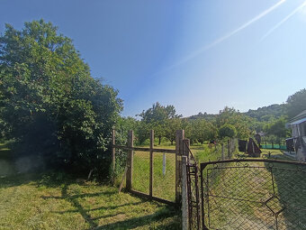 Veľký pozemok pre 8 domov v krásnom tichom prostredí - 8
