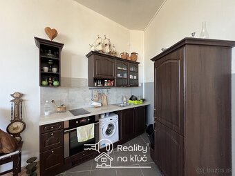 Na prenájom zariadený 2-izbový ateliérový byt Komárňanská ul - 8