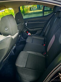 ŠKODA OCTAVIA 1.5TSI - PREDAJ AJ NA SPLÁTKY - 8