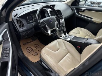 Volvo XC60 D5 (151kW) AWD Momentum Geartronic - 8
