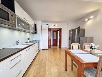 Veľký LOFTOVÝ 3-izb. byt (117 m2) blízko Centra / Cimborkova - 8