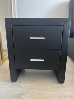 Manželská postel 180x200 cierna - 8