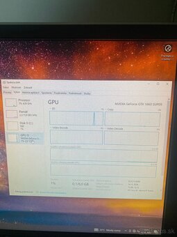 Ryzen 5 3600 / GTX 1660 Super / 16GB - 8