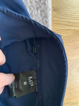 tmavomodrá športová súprava MY PROTEIN - 8