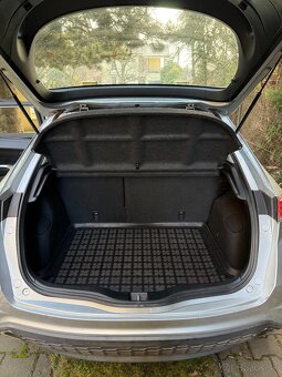 Honda Civic 1.8 VTEC 103kW 8. generácia - 8