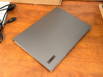 Nadupaný manažérsky Acer TravelMate P2 16 - 8