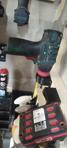 Držiak 12V aku skrutkovača 12V - 8