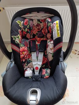 Vajíčko CYBEX Cloud Z I-Size Spring Blossom Dark - 8