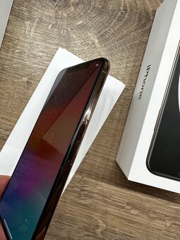 Predám iPhone Xs 256gb Gold - 8
