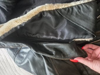 Krásna kožená bunda - 8