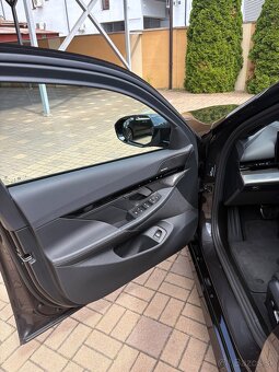 BMW 520D, H/K, Live C. Prof., T & C paket, M paket - 8
