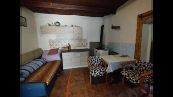 Výhradne: 2-izb. Dom, 679 m2, Nitrianska Blatnica - 8