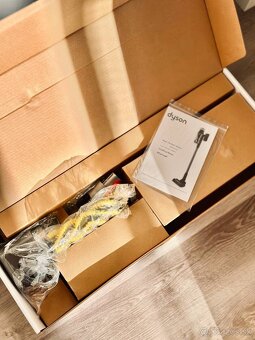 Dyson V15s Detect Absolute - 8