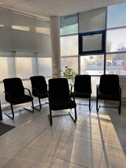 PREDÁME KANCELÁRSKY NÁBYTOK - 8