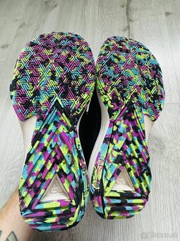 Nike Zoom Freak 5 - 8