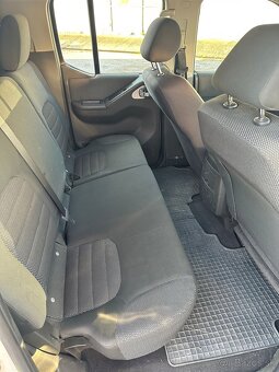 NISSAN NAVARA, 2488 cm3, 140kW, r.v.: 2012. - 8