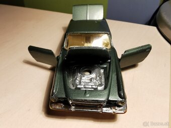 Corgi toys Ghia Chrysler - 8