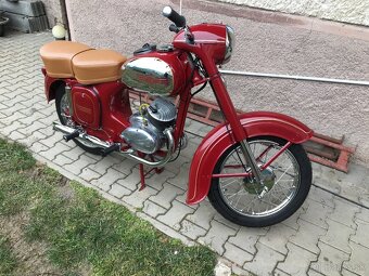 Jawa ČZ 150 352 - 8