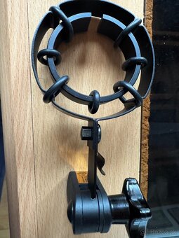 AKG C 12VR - 8