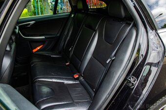 Volvo V60 D5 2.4 205PS - 8