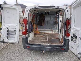 Peugeot Expert - 8