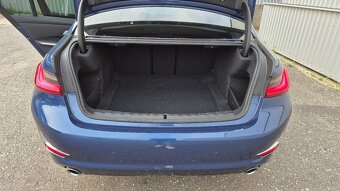 BMW rad 3 320d mHEV xDrive A/T Mpacket Slovenské - 8