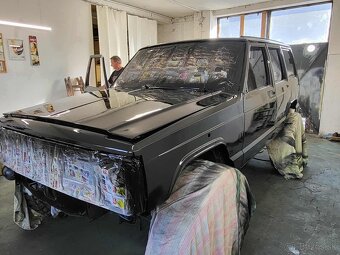 Jeep Cherokee XJ 4.0 - 8