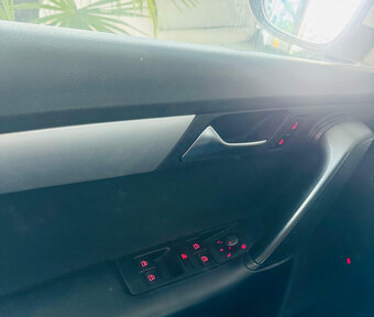 Volkswagen Passat 1.6TDI, SK ŠPZ - 8